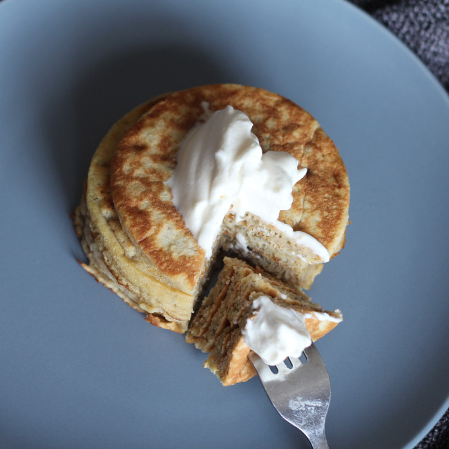 cramped banana walnut pancakes with maple cream.